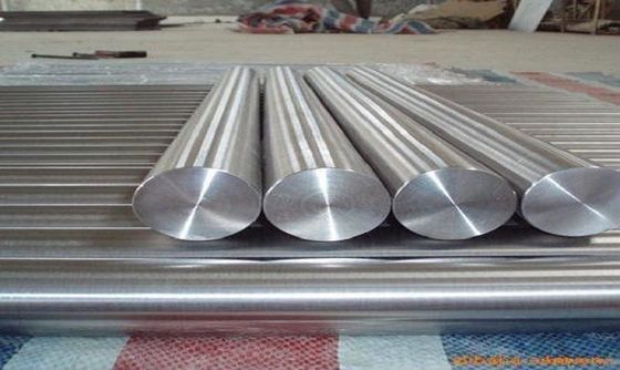 304 مستديرة مضيئة من الفولاذ المقاوم للصدأ قضيب 1' 5800mm 6000mm مطلي